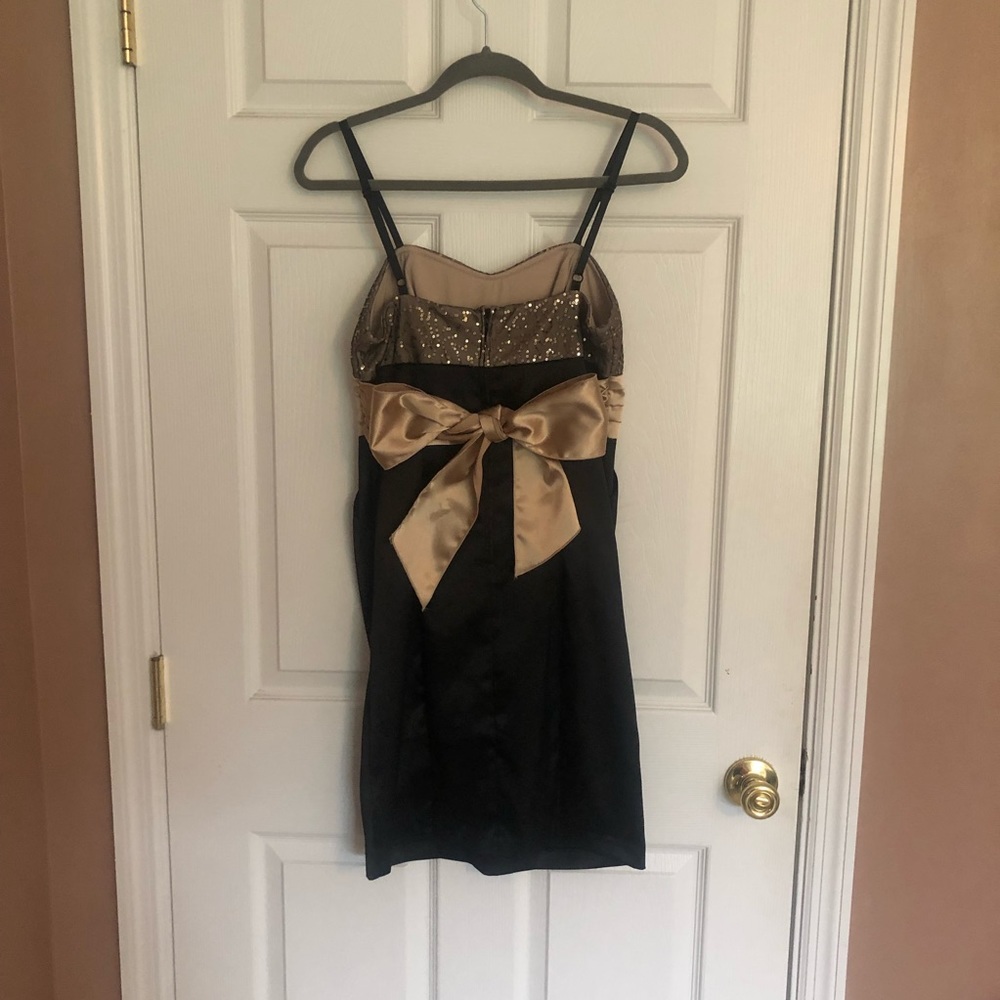 A. Byer 7 black and gold dress w gold sequins - Picture 5 of 15